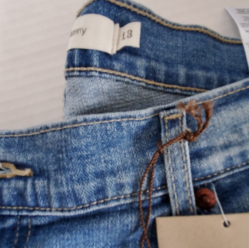 Jeans - Picture 3 of 4